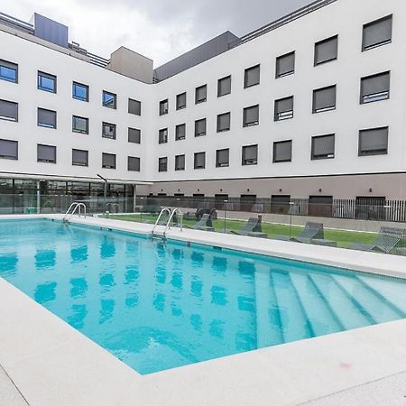 Micampus Madrid Sinesio Delgado Student Residence Екстериор снимка