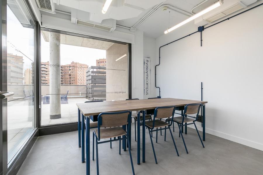 Micampus Madrid Sinesio Delgado Student Residence Екстериор снимка