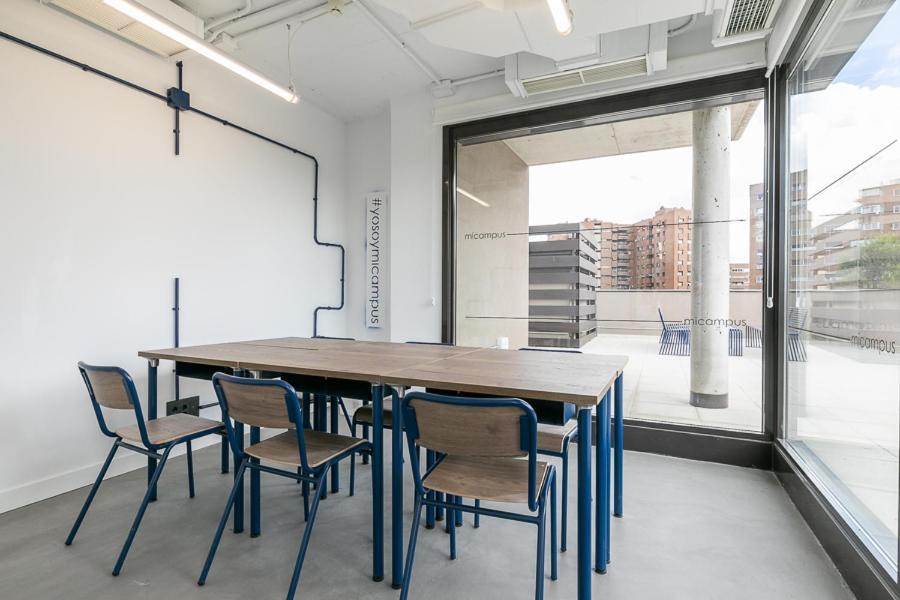 Micampus Madrid Sinesio Delgado Student Residence Екстериор снимка