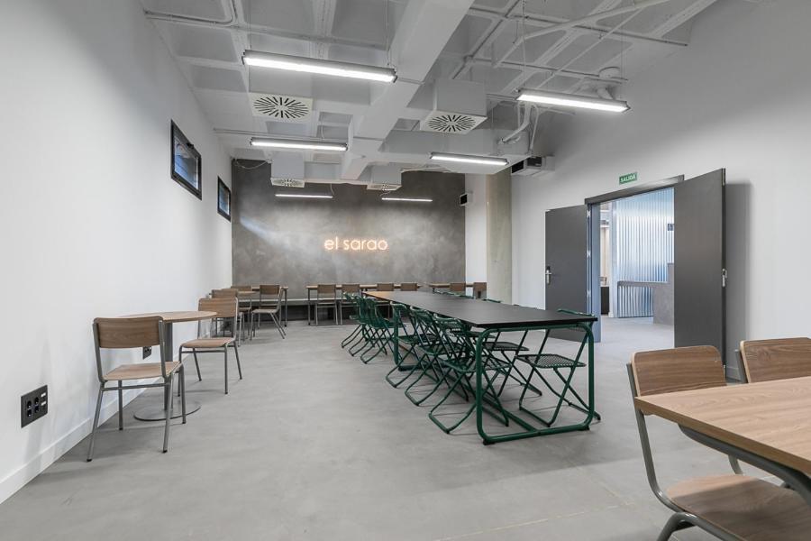 Micampus Madrid Sinesio Delgado Student Residence Екстериор снимка