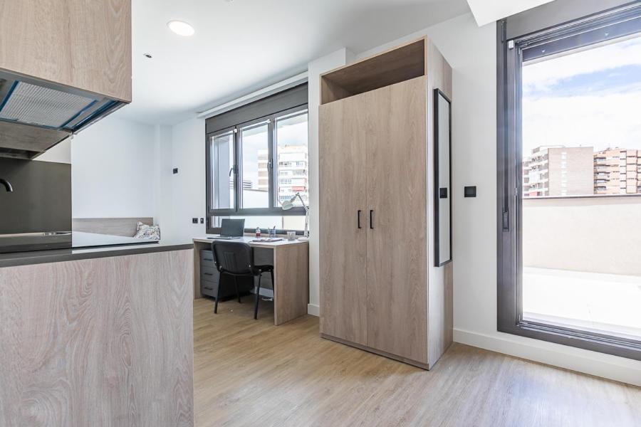 Micampus Madrid Sinesio Delgado Student Residence Екстериор снимка