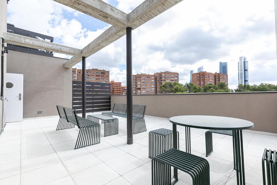 Micampus Madrid Sinesio Delgado Student Residence Екстериор снимка