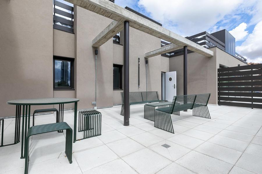 Micampus Madrid Sinesio Delgado Student Residence Екстериор снимка
