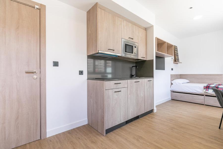 Micampus Madrid Sinesio Delgado Student Residence Екстериор снимка