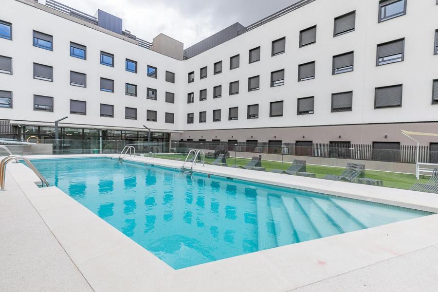 Micampus Madrid Sinesio Delgado Student Residence Екстериор снимка