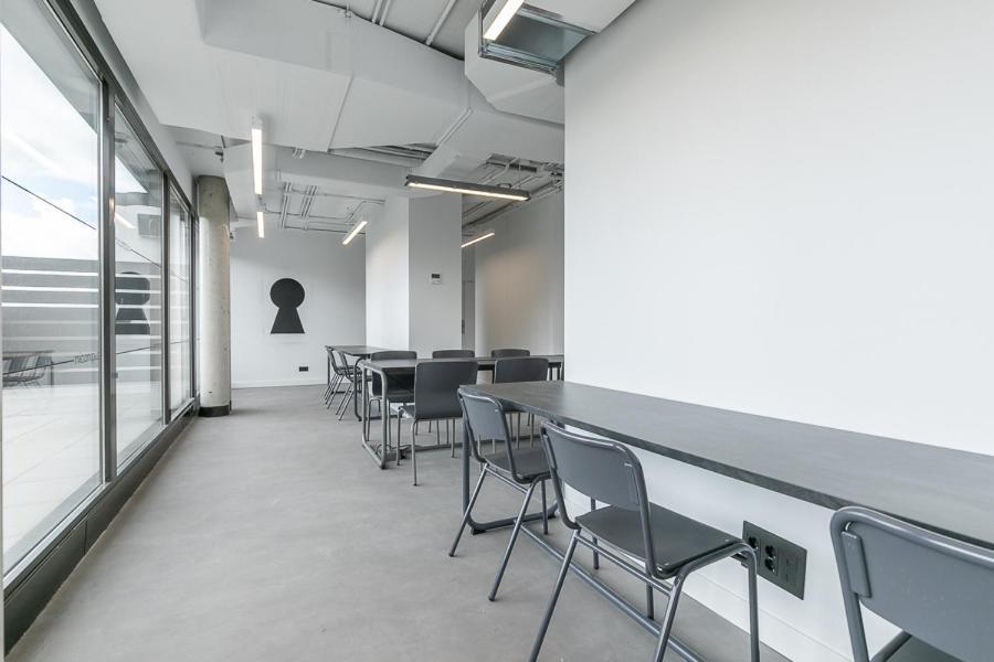 Micampus Madrid Sinesio Delgado Student Residence Екстериор снимка