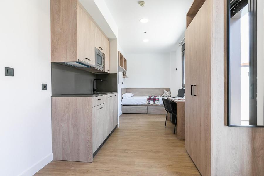 Micampus Madrid Sinesio Delgado Student Residence Екстериор снимка