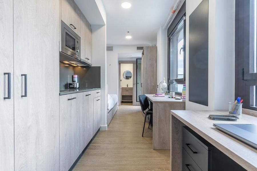 Micampus Madrid Sinesio Delgado Student Residence Екстериор снимка