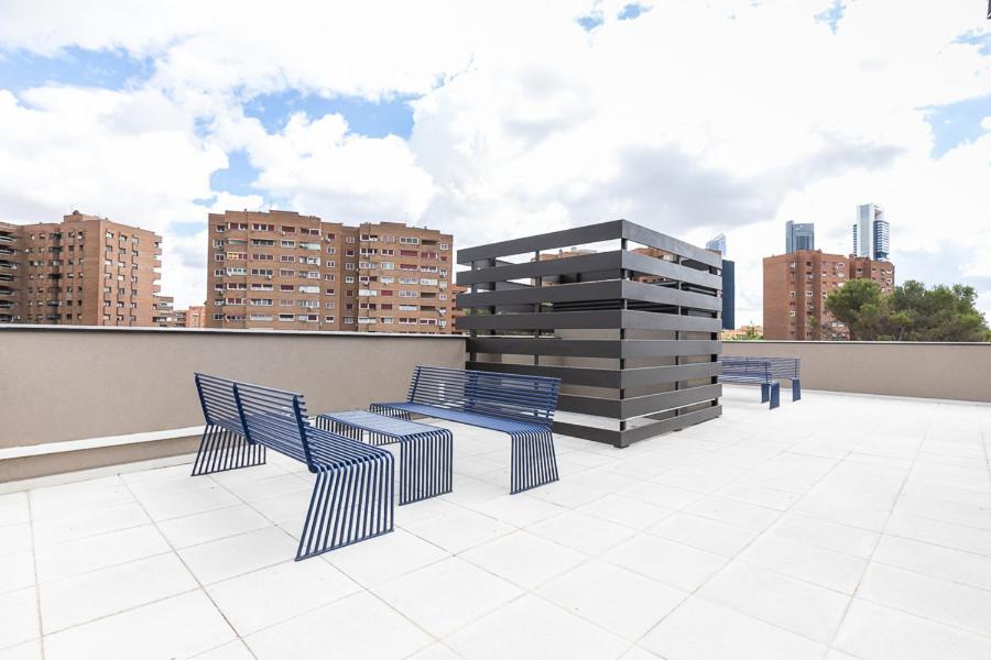 Micampus Madrid Sinesio Delgado Student Residence Екстериор снимка